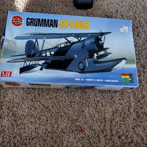 Airfix model kit Grumman J2F-6 Duck 1:72 Military plane unassembled